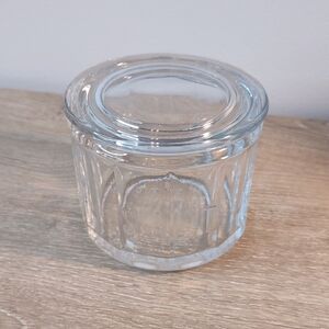 Anchor Hocking Fire King Clear Glass Salt Celler